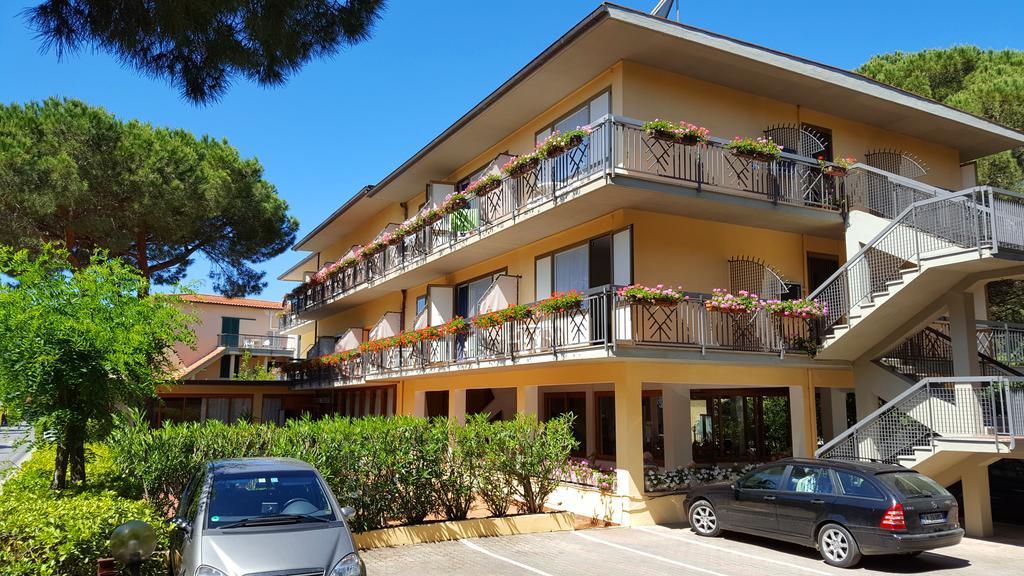 Hotel Lilly Marina di Campo Extérieur photo